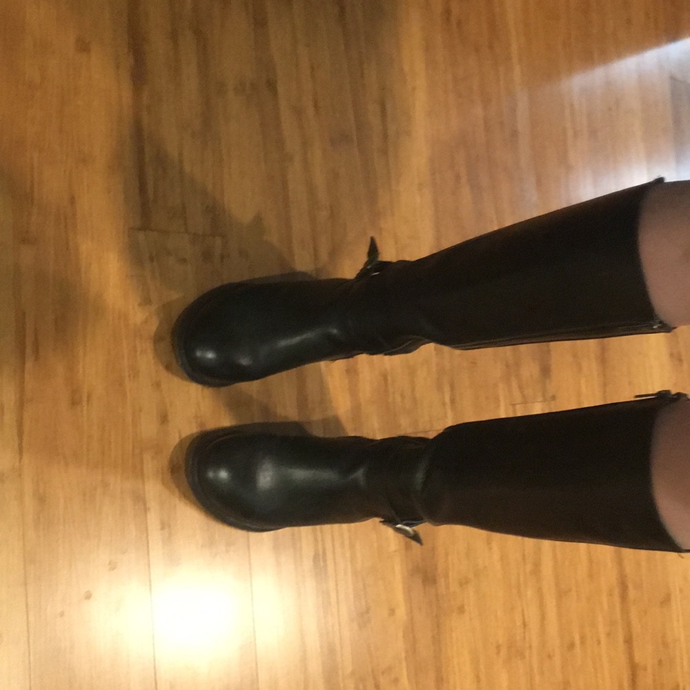 Black boots
